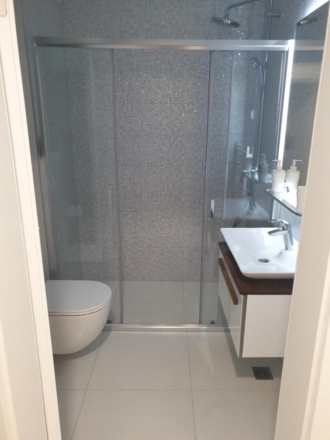 Apartman Viktoria Tuzla Exterior photo