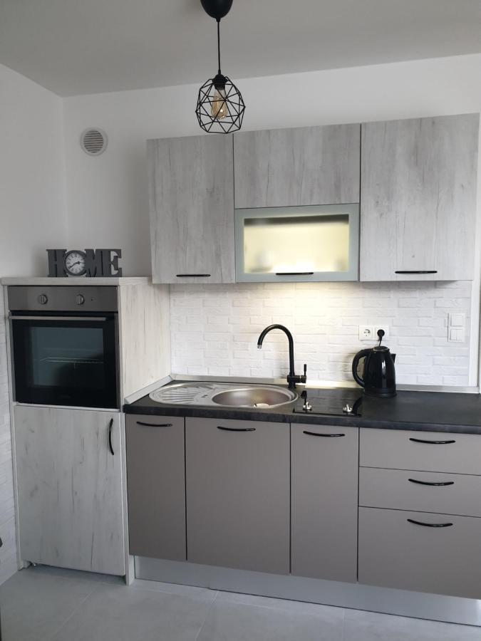 Apartman Viktoria Tuzla Exterior photo